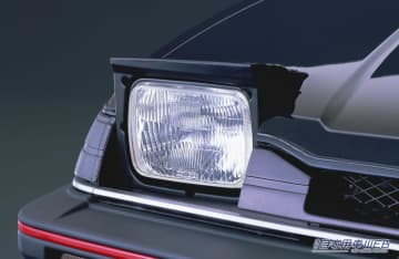 「オヤジ車って呼ばないで…」衝撃的なルックスだけどセリカやスカイライン、サバンナRX-7と比べると大人っぽい。デートカーとして名を馳せたホンダ・プレリュード（2代目）。