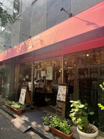 【虎ノ門】ハンドメイド好きが集まるカフェでこぶたのスコーン@ニットカフェ森のこぶた【vol.554】