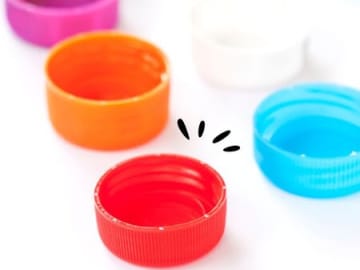 ペットボトルのフタがまさかの「収納アイテム」に大変身！？捨てちゃう前に試してみて♪