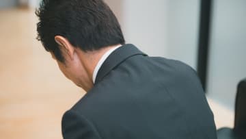おじさん、いつまでこの家にいるの？…甥っ子の一言に撃沈。実家に居座り続け〈貯蓄4,500万円達成〉悦に浸る年収570万円・42歳会社員が「夏休みなんてこなきゃいいのに」と呟くワケ