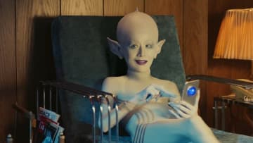 アイフル、新TVCM「ちっちゃい宇宙人女将」篇が公開！