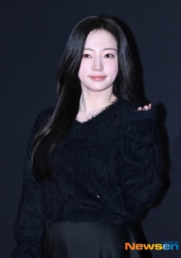 ソン・ハユン、いじめの暴露者が韓国に入国「10億円規模の損害賠償請求を準備中」