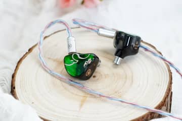 JUZEAR、ハイブリッドドライバーイヤホンのエントリーモデル「DEFIANT」。3BA/1DDで17500円