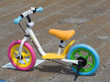 子どもの『ペダル無し自転車』は危険？絶対にやってはいけない6つのタブーとは