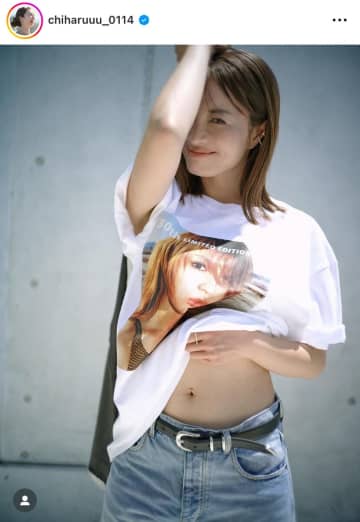 新山千春、デビュー30周年で14歳のウエストに！？驚異のプロ根性に「プロ意識の高さに感動しました」と称賛の嵐