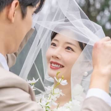 「ドクター異邦人」出演ハン・ウンソン、42歳で結婚を電撃発表…お相手の顔を公開も？