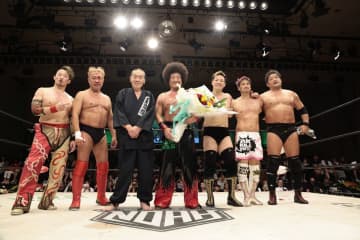 【ノア】師匠・藤原組長、愛弟子ヨネの30周年を祝福「歳を取っても気持ちだけは若くいろ」メインはヨネがキン肉バスターで自祝砲