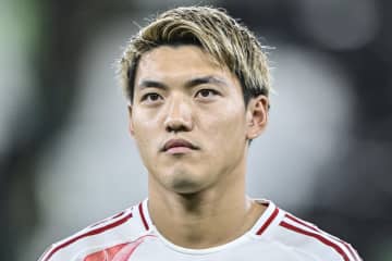 日本代表MF堂安律が、いきなりトップ数値！新天地リーグ初戦でスペイン代表DFらを抑えて｢デュエル王｣に！