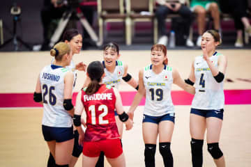 女子日本代表　セットカウント0-2からウクライナに逆転勝利で開幕2連勝