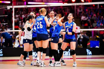 女子日本代表、2連覇女王セルビアに3-1勝利！　石川19得点「1位通過できてよかった」3戦全勝で決勝トーナメント進出【世界バレー】