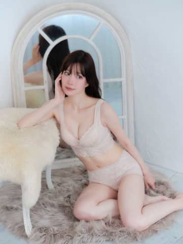 Angellirの人気ブラ「ふんわりルームブラ」から肌馴染み新色登場♡