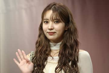 yousti＝小林由依、ソロ活動では寂しさも？　櫻坂46 的野美青の成長に感動「親心みたいなものを感じた」
