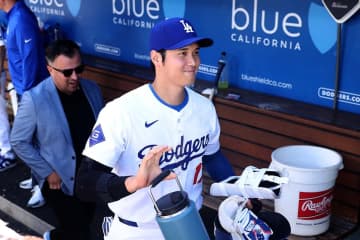 【MLB】大谷翔平、「50-50」ボブルヘッドデーに“ド軍本拠地熱狂”　現地記者が長蛇の列に驚愕、今季はサヨナラ弾に2HRも