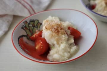 “冷奴”“そうめん”とも相性抜群！ 超簡単な副菜「ミニトマトと長芋のわさびとろろがけ」を紹介