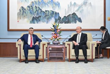 劉国中副総理、世界気象機関総裁と会談