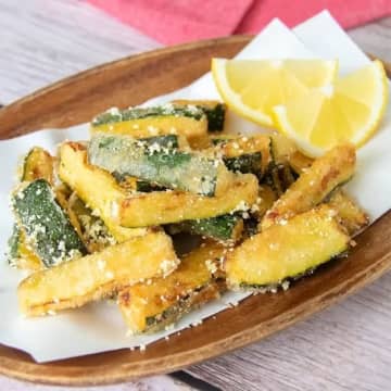 【ズッキーニ100本消えるわこれ】レンジOK！揚げても焼いてもウマい！ズッキーニ激ウマ簡単レシピまとめ3選