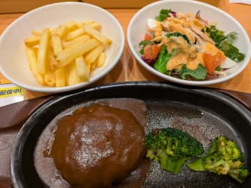 とにかくごはん作るの、もう疲れた！というときに。「リビングWeb」で話題を集めた【夏のお得ランチ情報】まとめました！