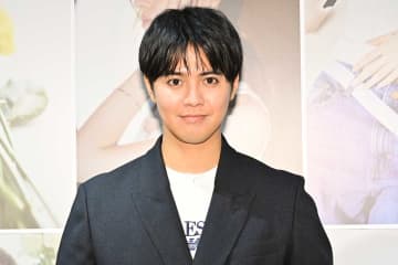 片寄涼太、初給料で母親にジュエリープレゼント　妻・土屋太鳳には「機会があれば贈りたい」