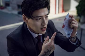 「お前が連続殺人鬼か？」リアルタイム配信で、殺人鬼との直接対決が始まる！『殺人配信』予告編