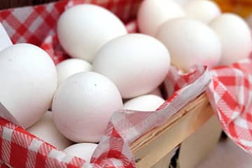 朝食ビュッフェでゆで卵20個以上持ち帰ろうとした女性、スタッフに制止されとんでもない行動に―中国