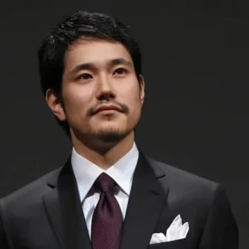 松山ケンイチ、「幕末お母さん」シリーズ始める⇒疲れた表情に「早く学校始まらないかしら」などアフレコする人続出