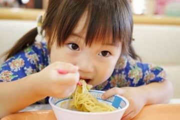 お子様ラーメン＆ジュース＆おもちゃがなんと無料‼夏休みの外食に♪【～8/31(日)】ラーメンまこと屋【外食 キャンペーン】