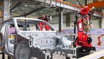 中国の瀋陽新松機器人、ロボットスマート製造の産業高度化で世界へ