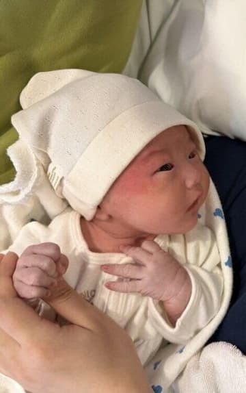 子宮口が開かない&回旋異常で鉗子分娩に。「安産ですね」って言ったら、「いや難産だったよ」と言われ…【たまひよ 出産体験談】