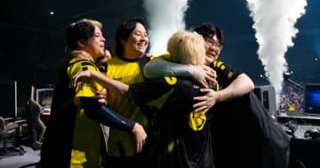日本最大級のeスポーツ大会「VALORANT Challengers Japan 2025 Season Finals」で「RIDDLE ORDER」が2連覇達成！会場には手越祐也も