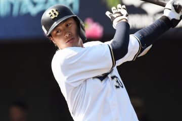 3球団目で“覚醒”した野手を絶賛「今1番輝いている」　レジェンド捕手がベタ褒めした28歳
