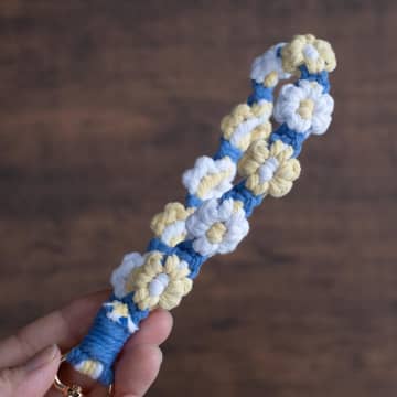 【ダイソー】倍額出してでも欲しい！「スマホグッズ」