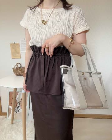 今すぐ【しまむら】に行かなきゃ！ これ1枚で映える♡「主役級トップス」