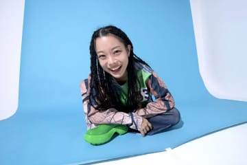 xiangyu、“ズル休みソング”「とか言って（feat.Sawa Angstrom）」リリース＆MV公開！