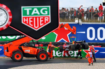 フェルスタッペン、母国初日に苦戦し首位とは0.588秒差「5番手に入ることすら難しそう」スタート練習後にはコースオフ