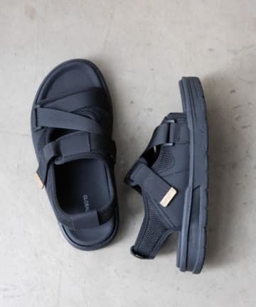 【スポーツサンダル】残暑も頼りたい！ 結局「黒」が一番使える