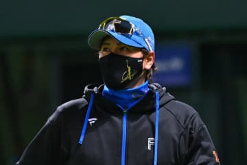 勝ち越したのに…新庄監督は“落胆”　中継映像が捉えた光景「同じ反応してしまった」