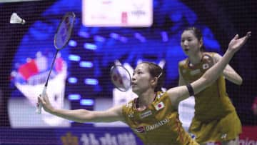 シダマツペアが最後の大会で準決勝進出　強豪ペア相手にストレート勝利【バドミントン世界選手権】