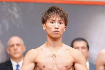まるで彫刻…井上尚弥が公開した圧巻“モノクロ肉体美”に国内外から衝撃の声「すげえええ」「スーパーサイヤ人ですか？」