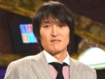 千原ジュニア、第3子誕生を報告「千原三兄弟！」