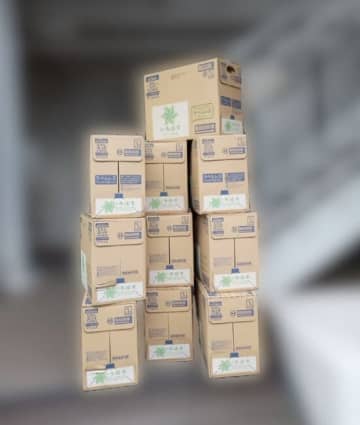 配達員「訴えたら勝てそうじゃね」エレベーター無し5階への大量の水、その絶望的な光景に同情の声殺到