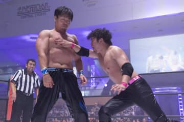 【DDT】“デスマッチのカリスマ”葛西純の息子・陽向、デビュー戦でHARASHIMAに善戦健闘も玉砕で涙！「1回見た人が忘れないようなワクワクドキドキするようなレスラーになりたい」