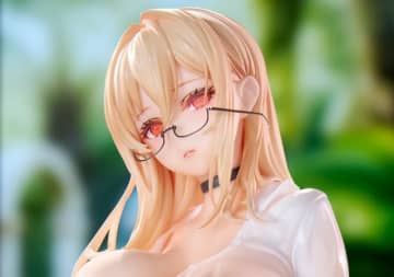 水が倒れてシャツを濡らしちゃった…『アズレン』「インプラカブル」フィギュアの零れそうな透け透けバストにドキッ！