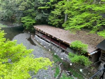 【京都女子旅に◎】映えランチ・ホルモン天国・出汁茶漬け・川床で涼む！おすすめグルメ4選