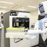 ロボットが連携して検体を配送　藤田医科大学と川崎重工業が実証実験に成功
