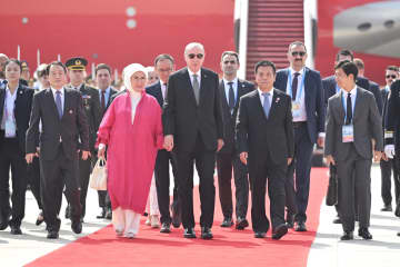 トルコ大統領、天津到着