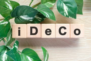 50代で今さら「iDeCo」は遅いですか？ 10年間「月2万円・利率3％」積み立てで見える“老後資金の現実”とは