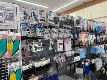 100円で車内をグレードアップ！【ダイソー】「ドライブグッズ」が隠れた名品ばかりだった