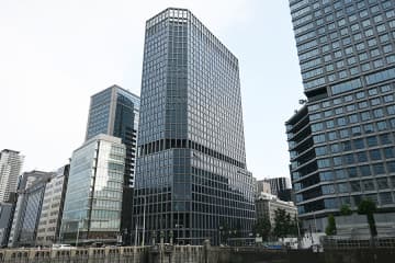 淀屋橋の新・巨大ビル、最上階３０階は…低層階と雰囲気が違いすぎた