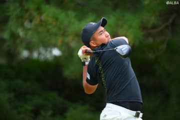 昨年はプレーオフで3OBの悲劇　男子ゴルフは27歳が1年越しのリベンジで初優勝