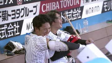 【ロッテ】3年目の友杉篤輝が正真正銘のプロ初HR　ベンチでは“幻のHRコンビ”が並んで笑顔